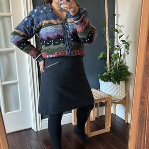 Sundance 100% Merino Wool A line Skirt.‎ Size 2